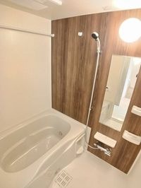 日々の疲れを癒すお風呂付です
