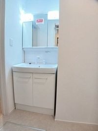 コンパクトで使いやすい洗面所