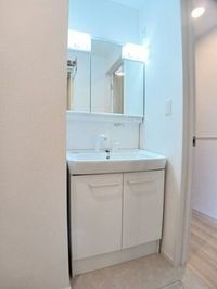 忙しい朝には欠かせない洗面所です