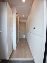 毎日通る玄関はこちらです