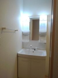 コンパクトで使いやすい洗面所