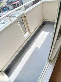 落ち着いた時間を過ごせるバルコニーです