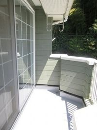 落ち着いた時間を過ごせるバルコニーです