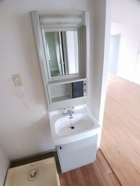 コンパクトで使いやすい洗面所