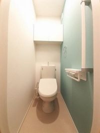 コンパクトで使いやすいトイレです