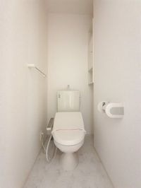 ゆったりとした空間のトイレです