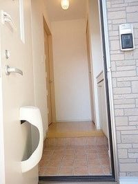 シンプルで使いやすい玄関です