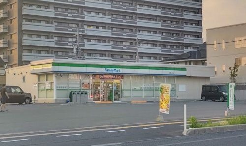 ファミリーマート 周南久米北店