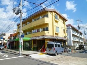 ボヌール里中の外観