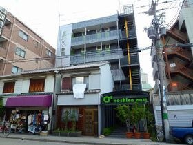 C4　Koshien　east（シーフォーコウシエンイースト）の外観