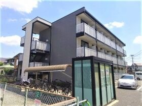 コマツの外観
