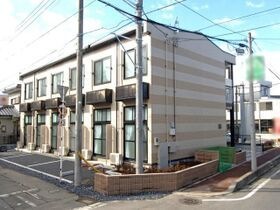 クレセント本郷Ⅲの外観