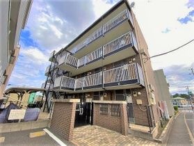 ウエストパレスⅢの外観
