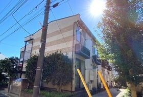 ジュネスの外観