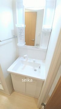 独立洗面台