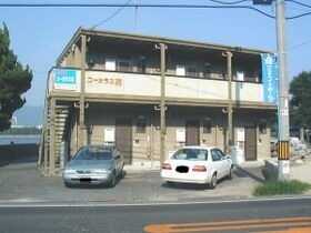 コーポラス亮の外観