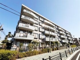 ドルチェ甲子園の外観