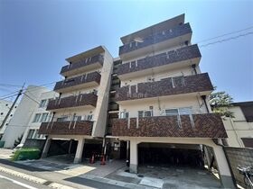 グランドハイツ浜甲子園の外観