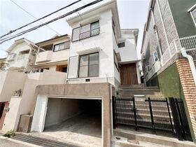 大谷町戸建の外観