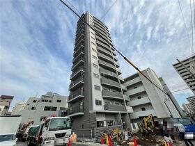 アプリーレ三宮イーストの外観