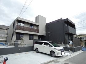 ア・ライヴ本山の外観