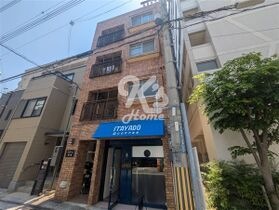 ワコーレ板宿の外観