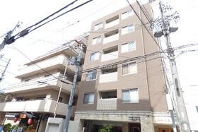 コウベアーバンⅢの外観