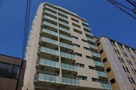 LUKICIA神戸の外観