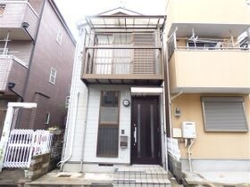 友田町1丁目貸家の外観