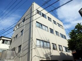 国玉マンションの外観