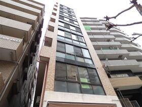 鯉川マンションの外観