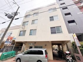 夙川カームマンションの外観