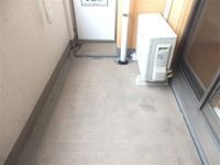 陽あたりのよいバルコニー