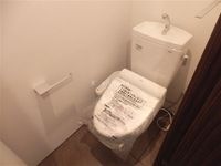 ウォシュレット付きトイレ