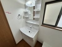 独立洗面台
