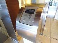 エントランスはオートロック完備