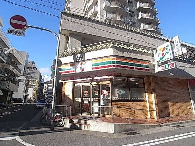 セブンイレブン神戸三宮旭通店
