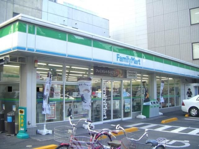 ファミリーマート 神戸湊町店