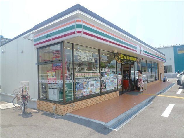 セブンイレブン 神戸三川口町1丁目店