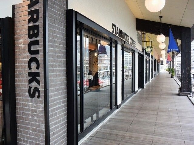 スターバックスコーヒー 神戸ハーバーランドumie MOSAIC店