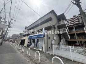 山城ビルの外観