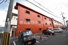 プラザハピネス高安の外観