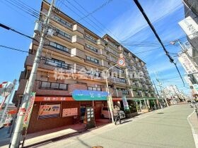 プラムガーデンハイツの外観