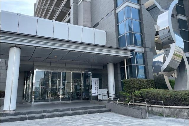 八尾市役所
