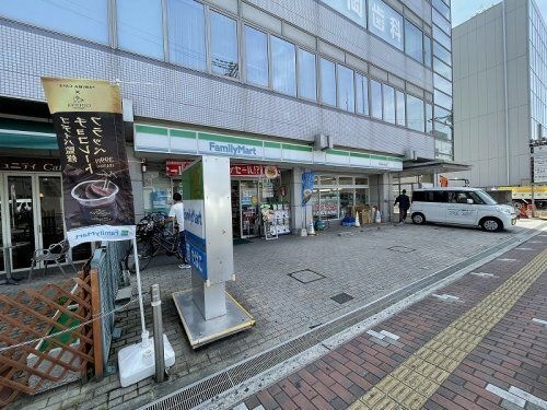 ファミリーマート 大阪商大西店