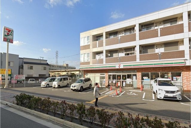 写真：セブンイレブン 東大阪岩田町1丁目店