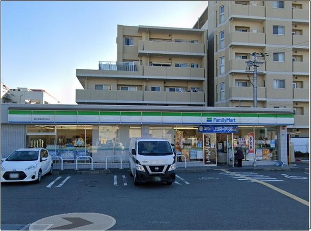写真:ファミリーマート 東大阪森河内西店