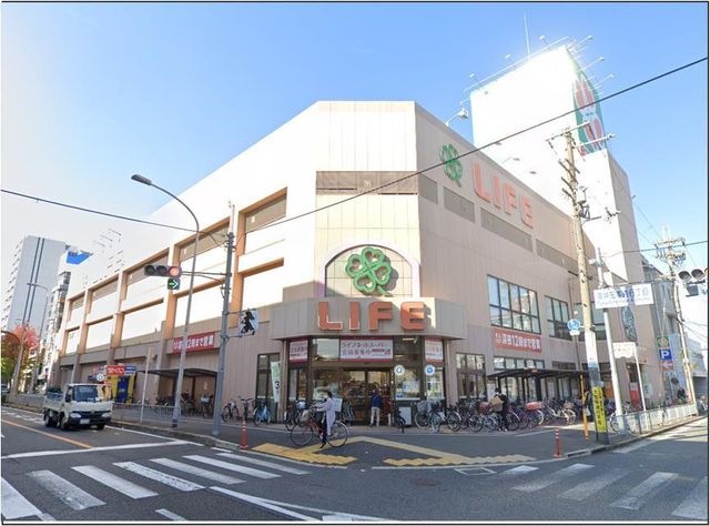 写真:ライフ 高井田店
