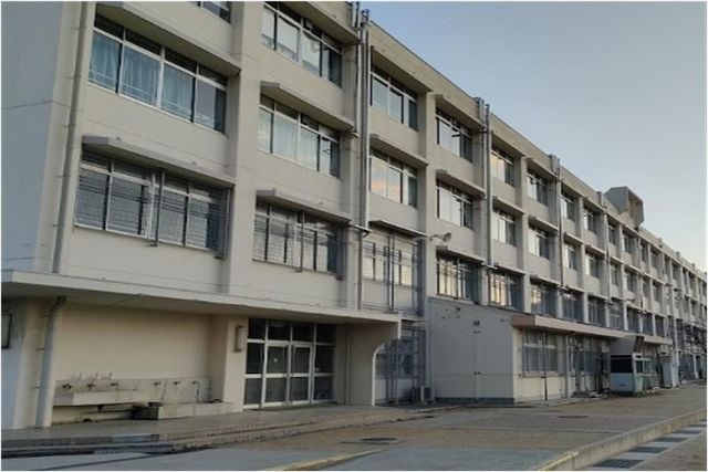 八尾市立曙川南中学校