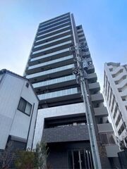 写真：プレサンスロジェ岡山駅元町の外観